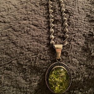 💎BOGO on entire closet💎Antique-silver chain